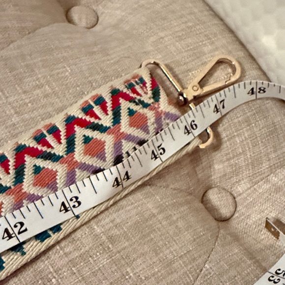 Colorful Geometric Strap - Picture 5 of 7